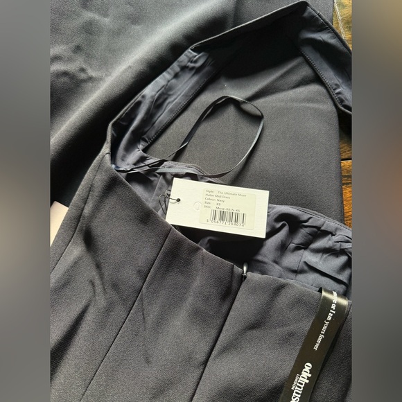 Odd Muse Halter Midi Dress - Picture 4 of 5